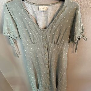 🌺 *3 FOR $15* 🌺 Universal Thread button down light green dress